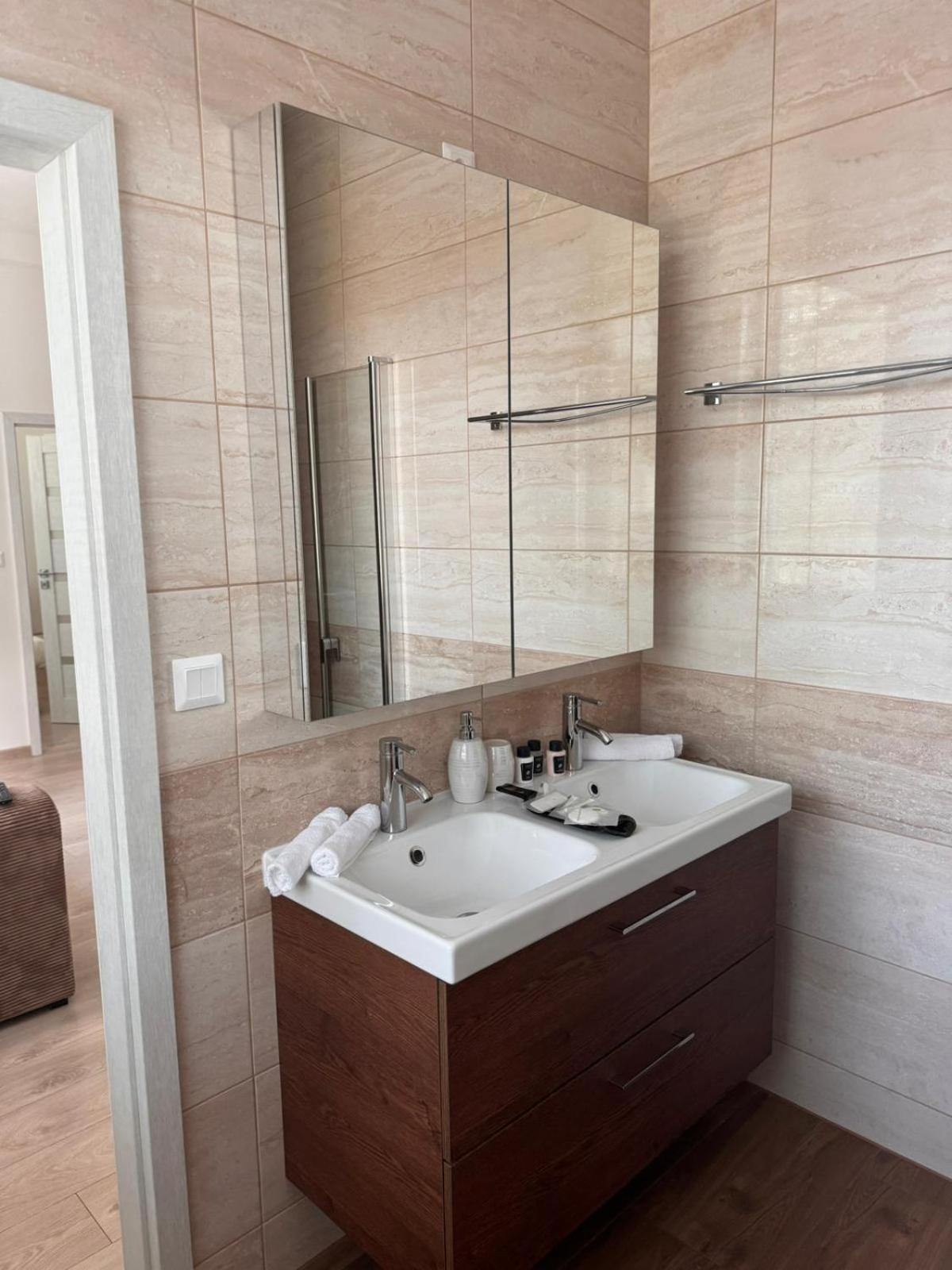 Apartmán RUŽA Ruzomberok Esterno foto