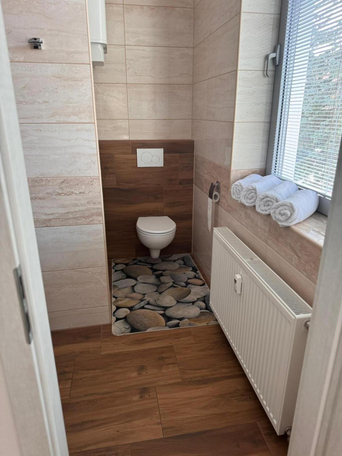Apartmán RUŽA Ruzomberok Esterno foto